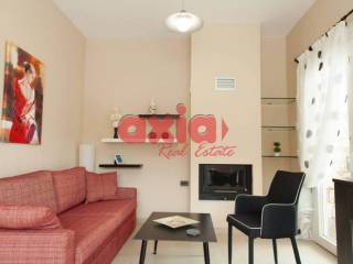 ΝΕΟΔΜΗΤΗ ΜΟΝΟΚΑΤΟΙΚΙΑ , ΕΠΙΠΛΩΜΕΝΗ με ΠΙΣΙΝΑ