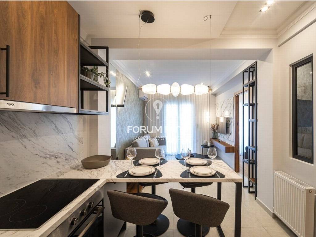 Forumland Real Estate, Σαλοκουζίνα