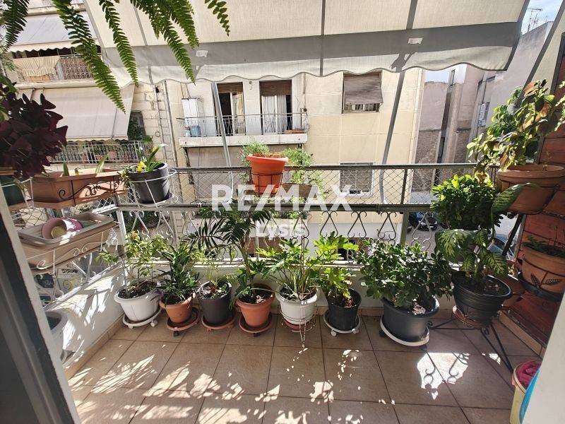 Θέα από μπαλκόνι