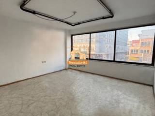 Δικαστήρια, Γραφείο, 30 τ.μ.