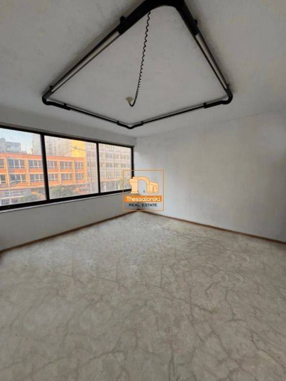 Δικαστήρια, Γραφείο, 30 τ.μ.