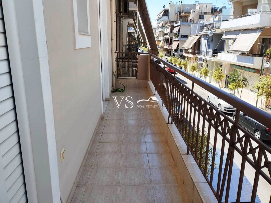 Θέα απο μπαλκόνι