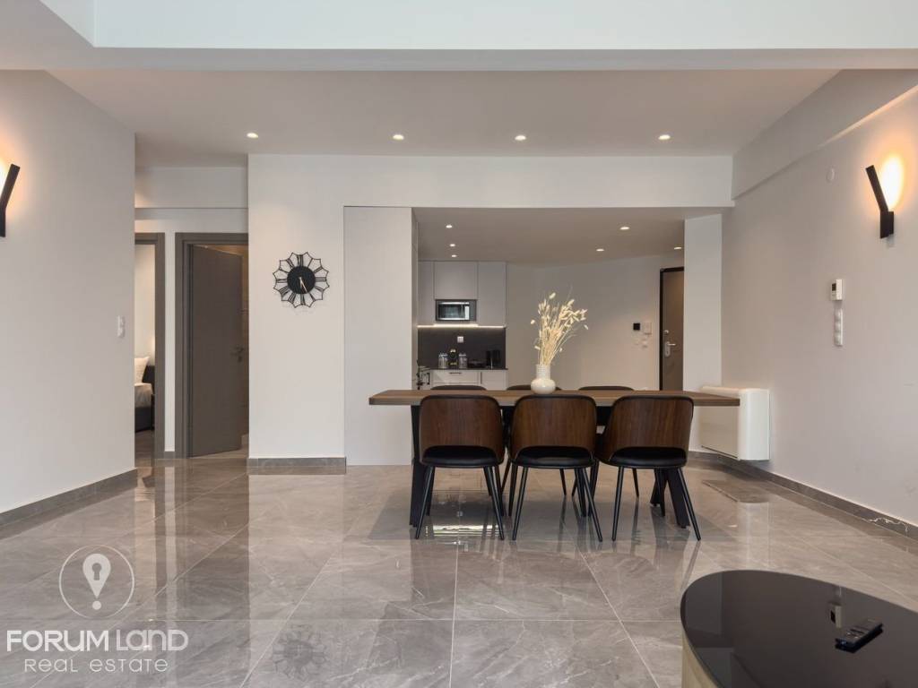 Forumland Real Estate, Σαλοκουζίνα