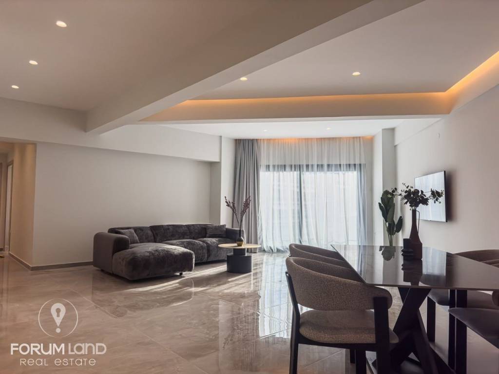 Forumland Real Estate, Σαλοκουζίνα