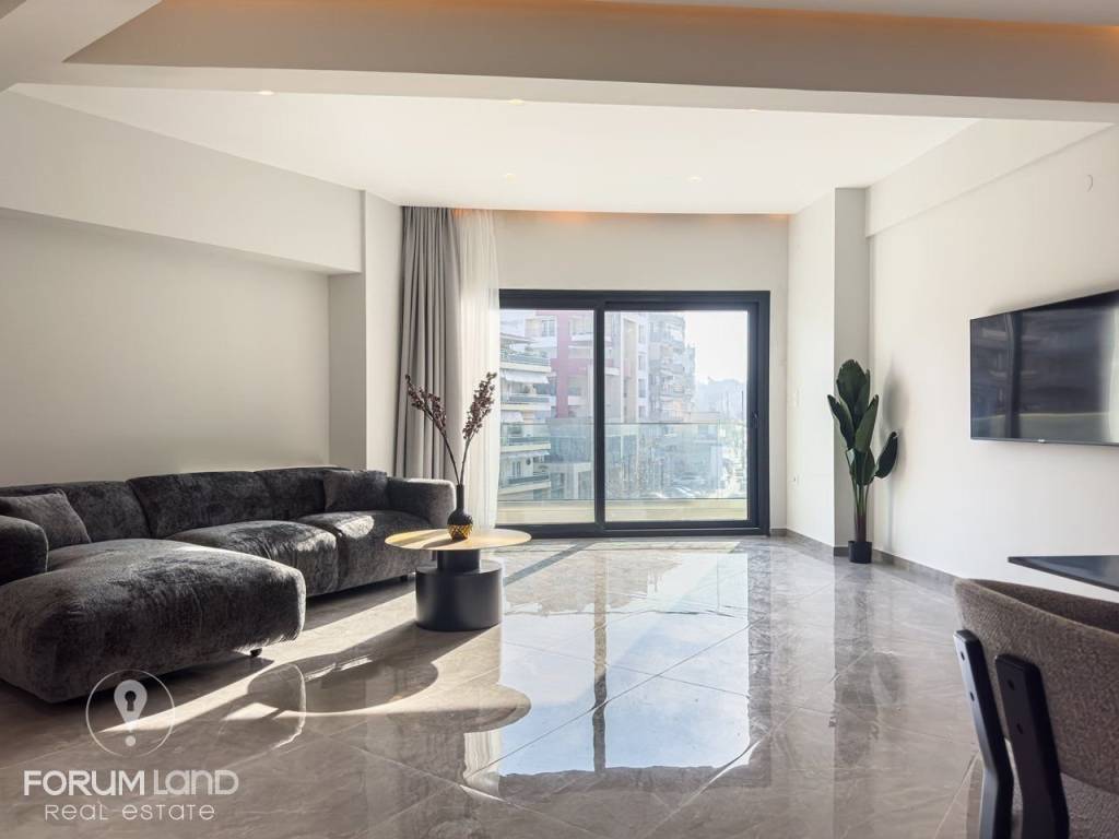 Forumland Real Estate, Σαλοκουζίνα