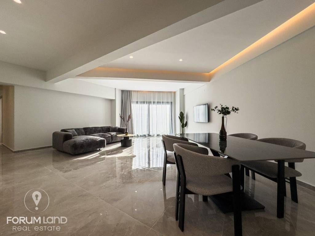 Forumland Real Estate, Σαλοκουζίνα