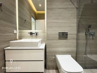 Forumland Real Estate, Μπάνιο