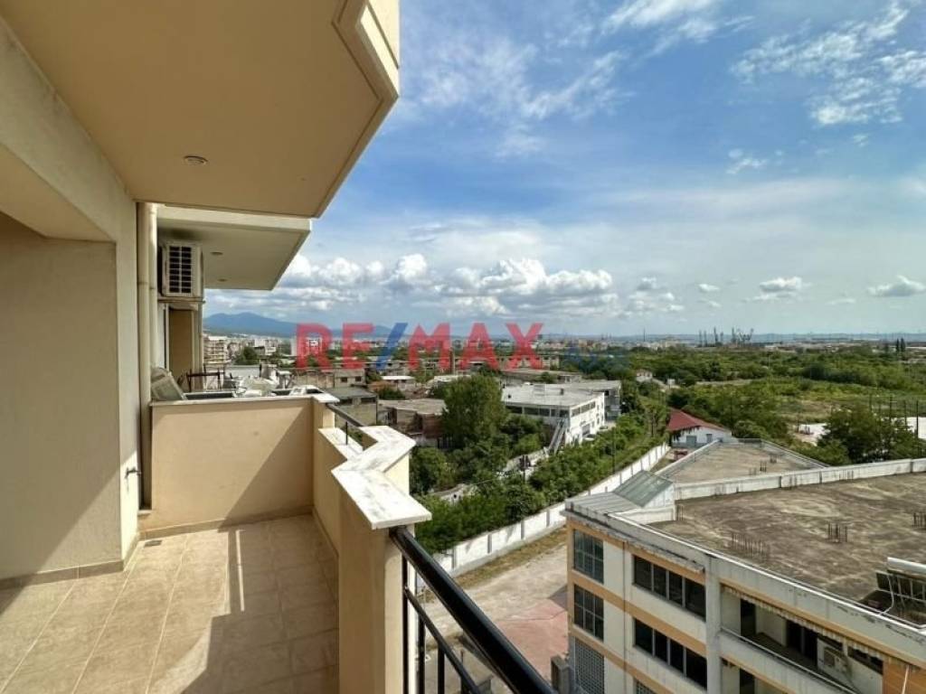 Θέα από μπαλκόνι