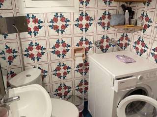 Forumland Real Estate, Μπάνιο