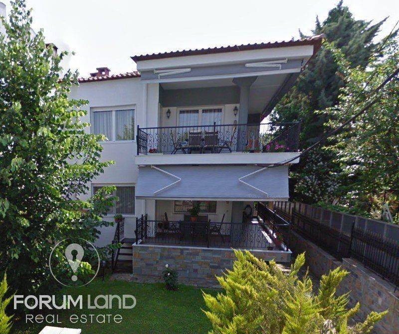 Forumland Real Estate, Εξωτερική Όψη