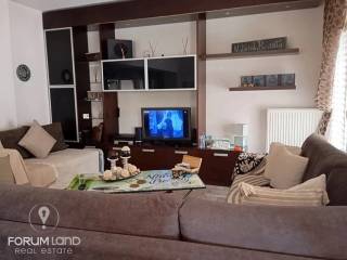 Forumland Real Estate, Σαλοκουζίνα