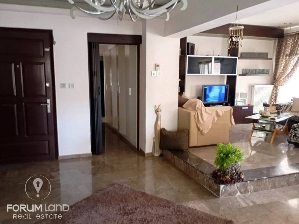 Forumland Real Estate, Σαλοκουζίνα