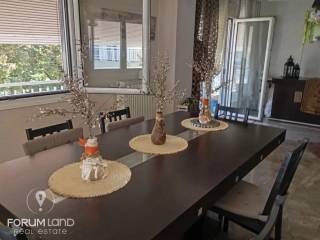 Forumland Real Estate, Σαλοκουζίνα