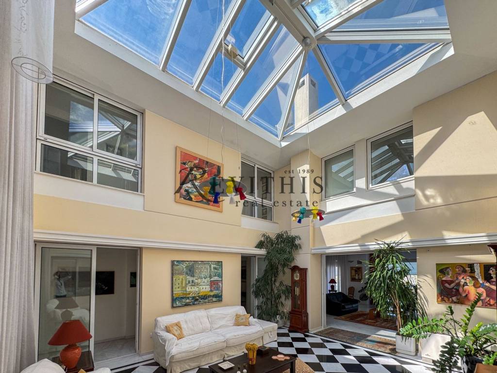 Εσωτερικοι χώροι