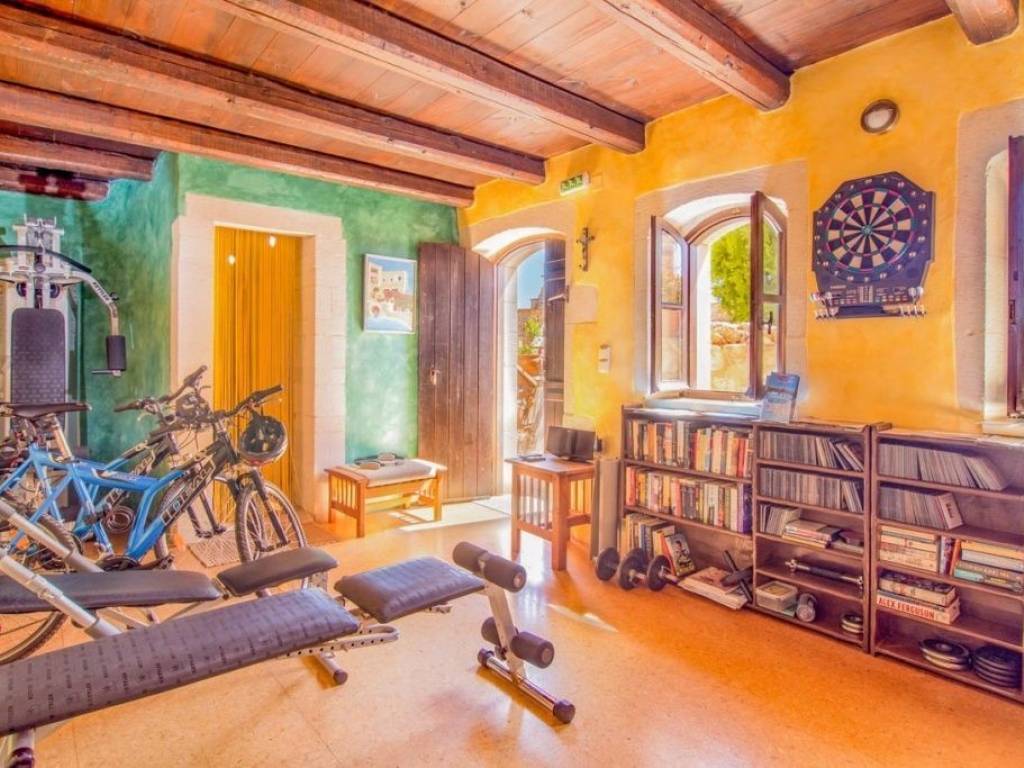 Εσωτερικοι χώροι