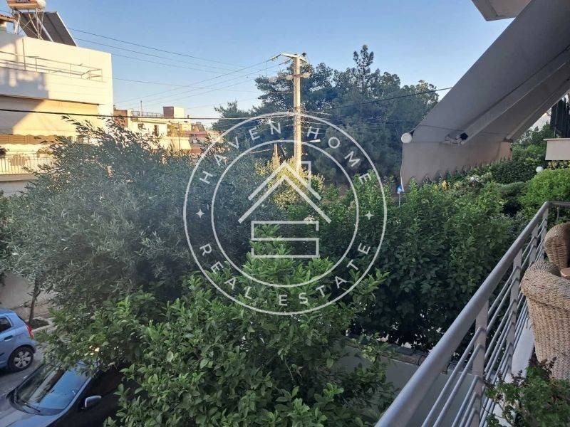 Θέα από μπαλκόνι