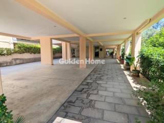 Θέση Στάθμευσης