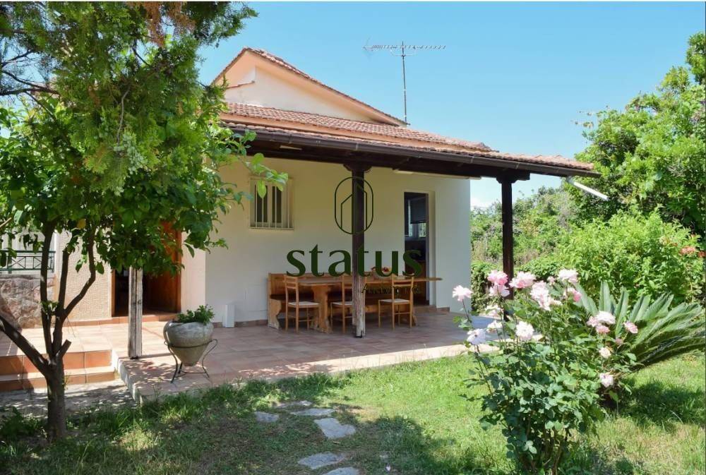 Είσοδος οικοδομής