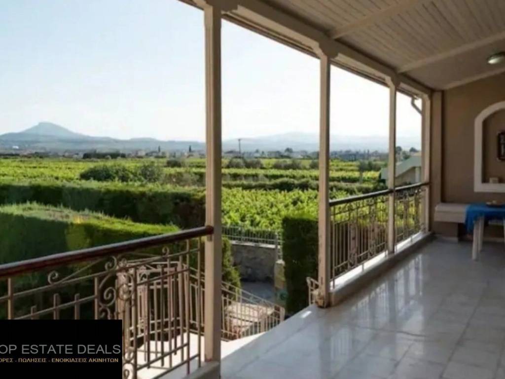 thea apo mpalkoni A orophoy