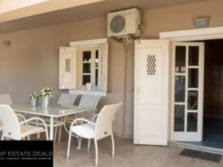 μπαλκόνι -τραπεζαρία