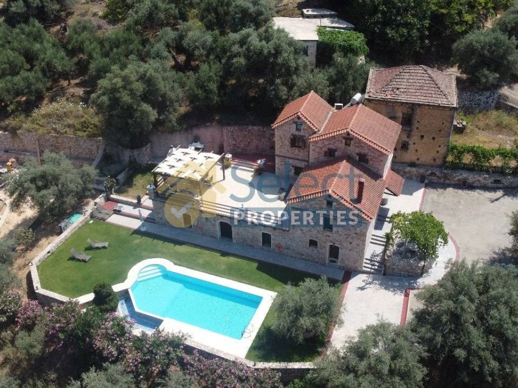 Εσωτερικοι χώροι