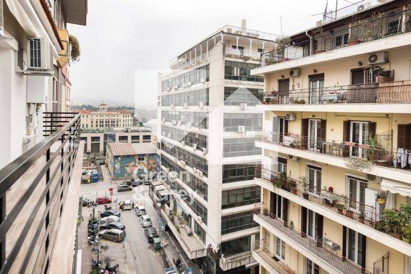 Θέα από μπαλκόνι