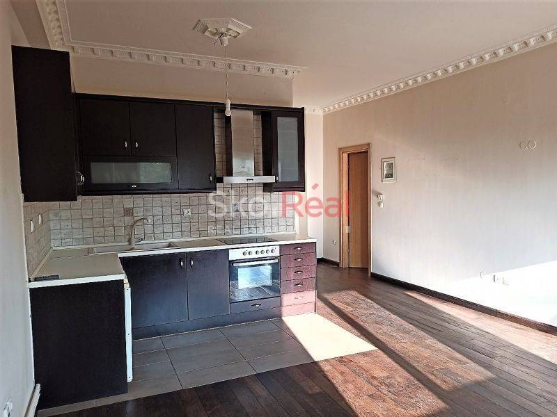 Σαλοκουζίνα