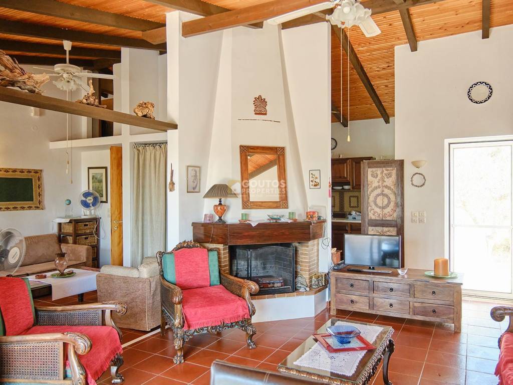 Εσωτερικοι χώροι