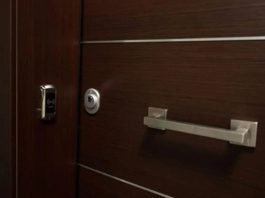 Πόρτα ασφσαλείας