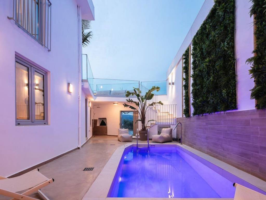 Εσωτερικοι χώροι