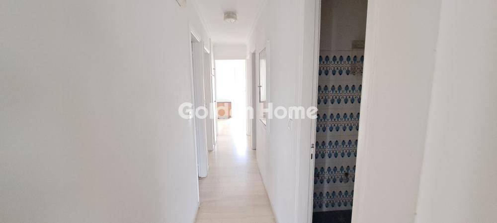 Χολ - Διάδρομος