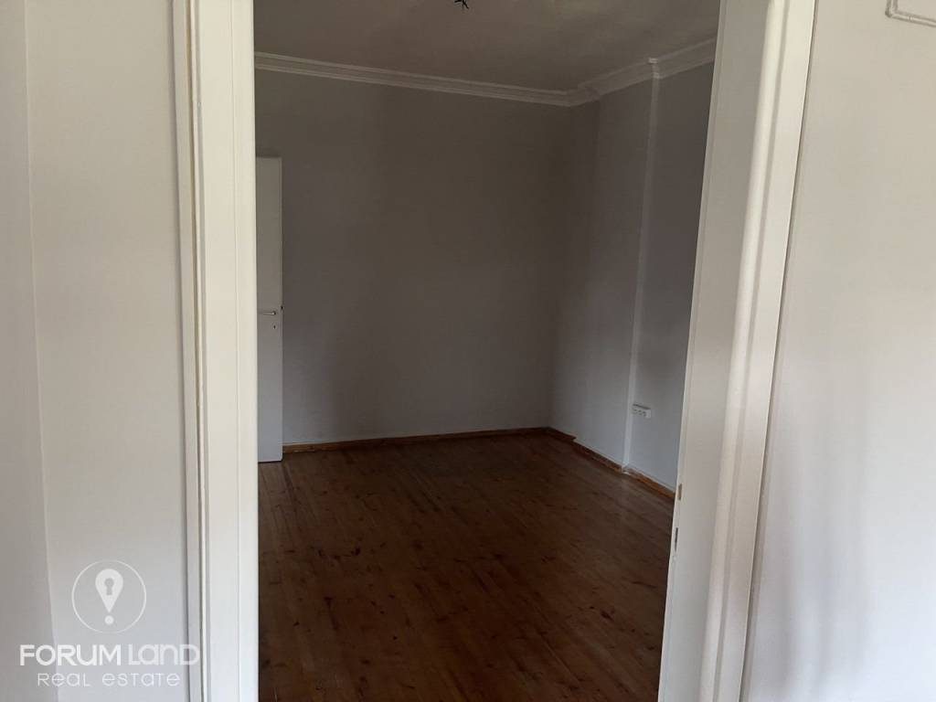 Forumland Real Estate, δωμάτιο