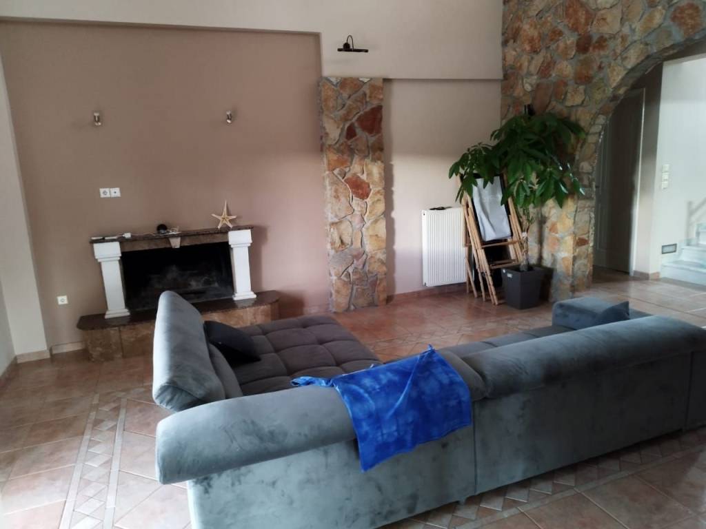 Luxurious villa 195 sq.m.