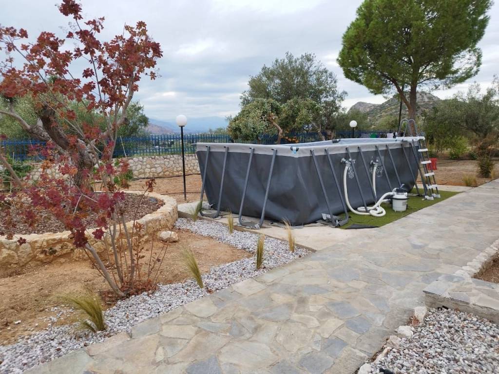 Luxurious villa 195 sq.m.