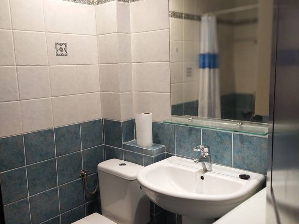 ΜΠΑΝΙΟ ΜΕ ΝΤΓΟΥΖΙΕΡΑ