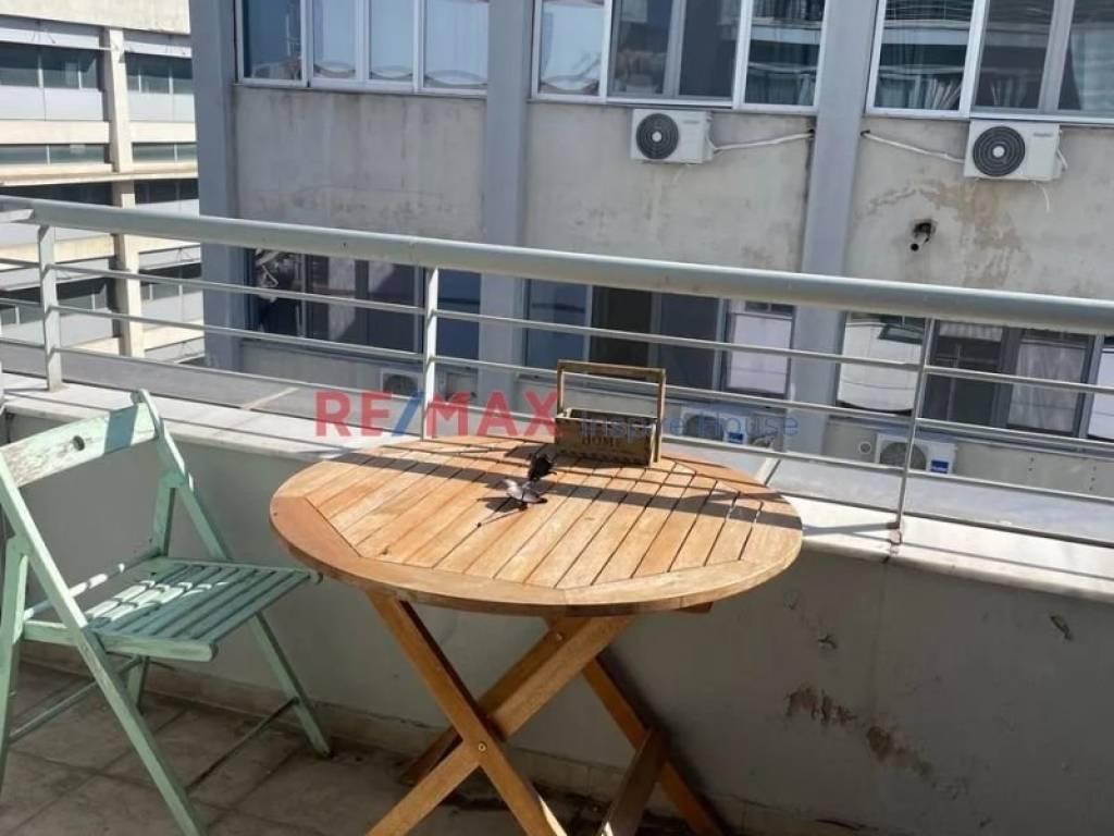 Θέα από μπαλκόνι