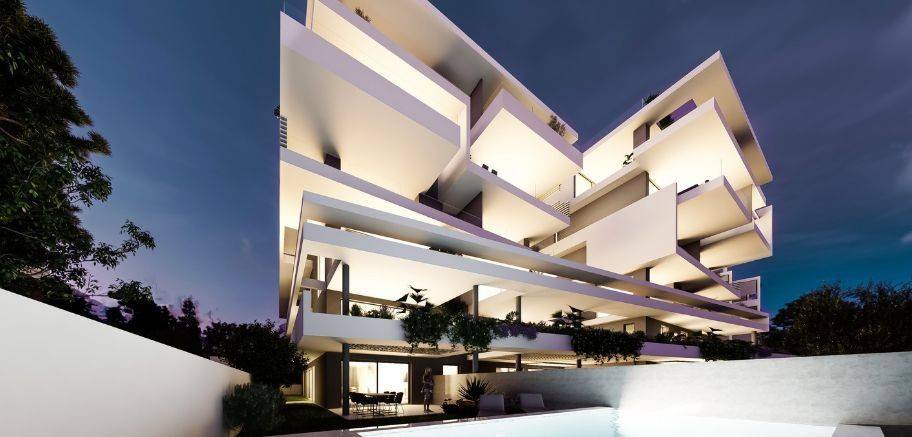 New luxury 1st floor apartment