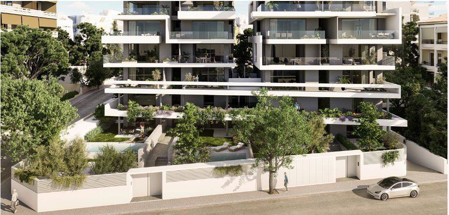 New luxury 1st floor apartment