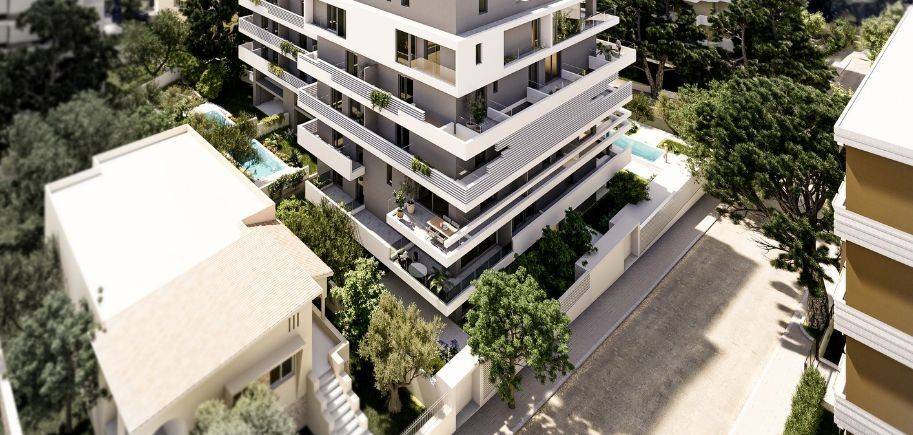 New luxury 1st floor apartment