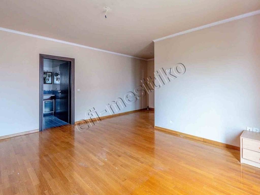 Master Δωμάτιο