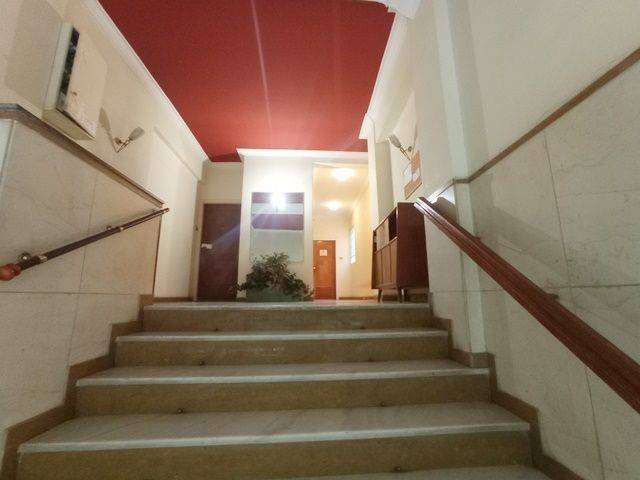 eisodos polykatoikias