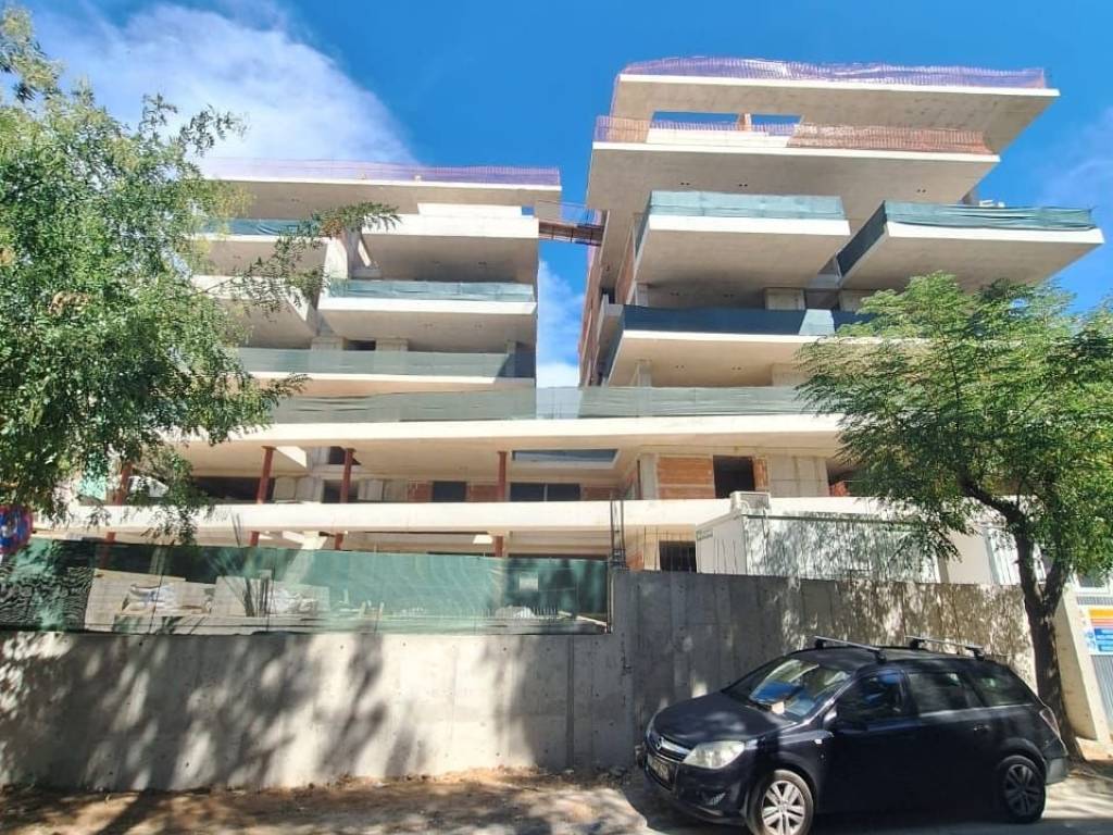 New luxury apartment on the 3rd floor