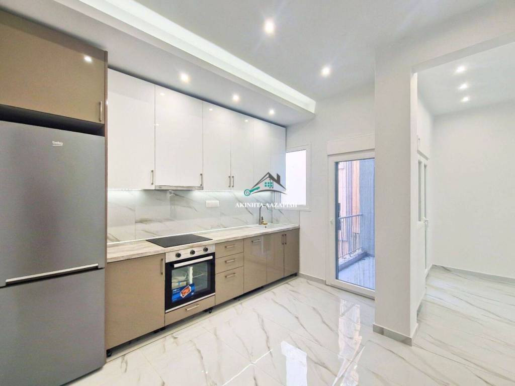 Σαλοκουζίνα