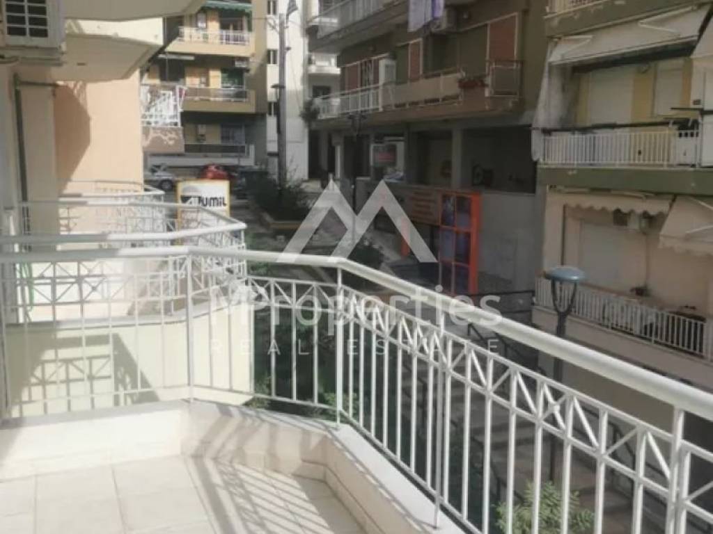 Θέα από μπαλκόνι