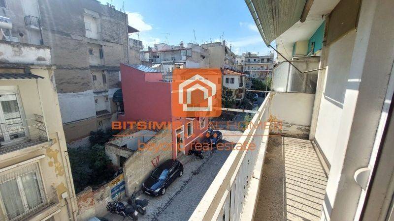 Θέα από μπαλκόνι