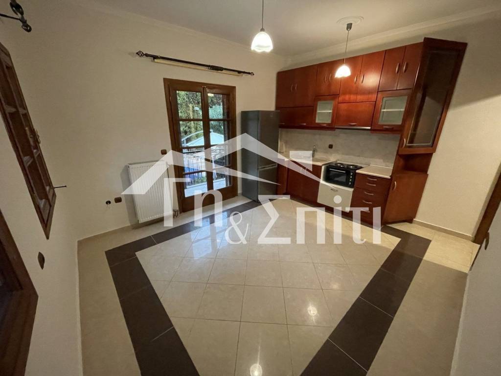 Σαλοκουζίνα