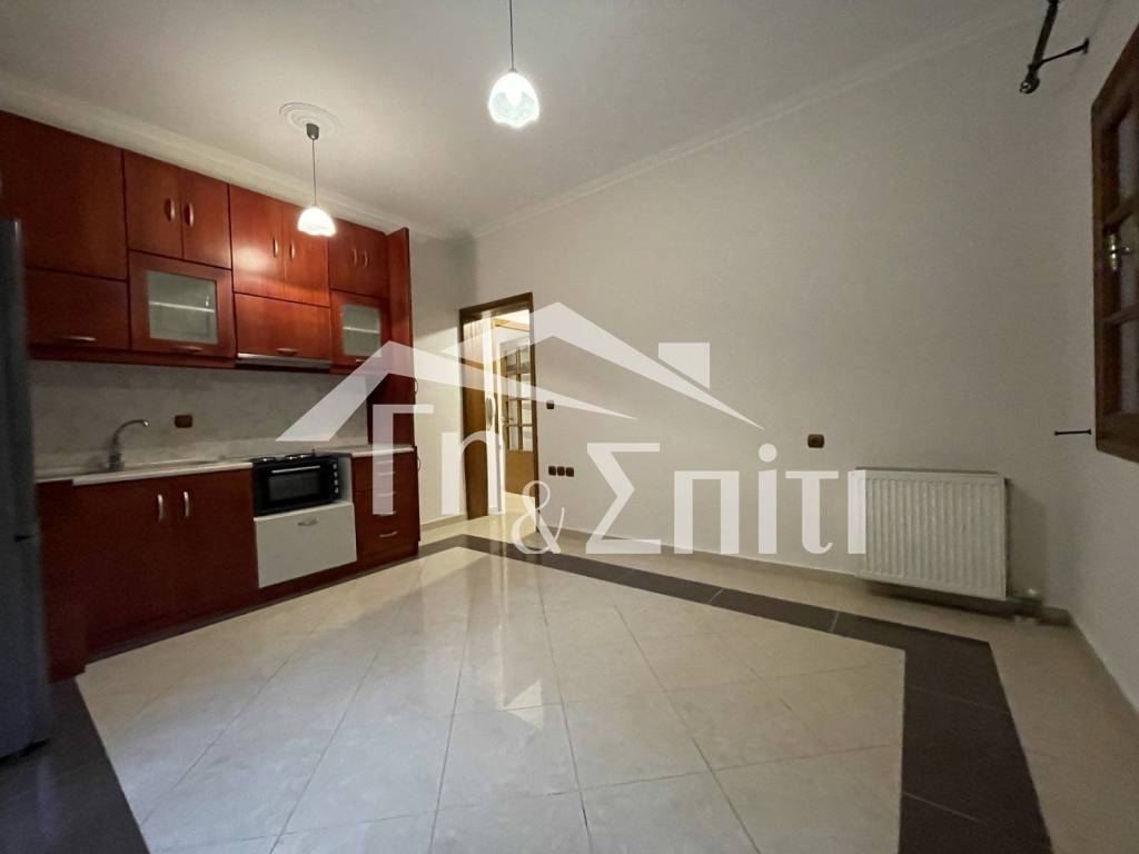 Σαλοκουζίνα