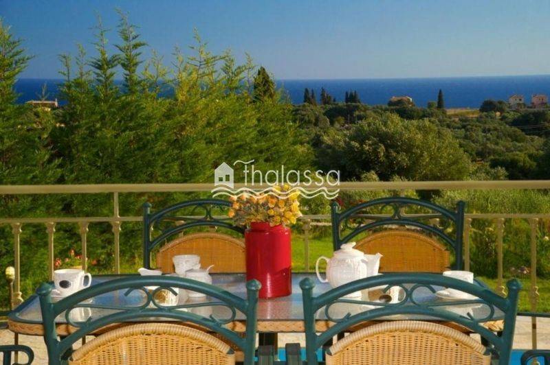 Θέα από μπαλκόνι