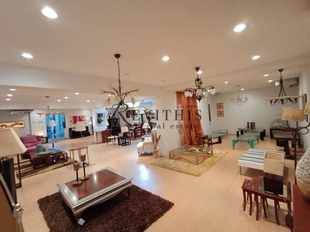 Εσωτερικοι χώροι