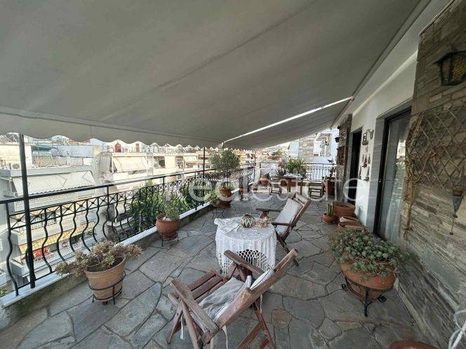 Θέα από μπαλκόνι